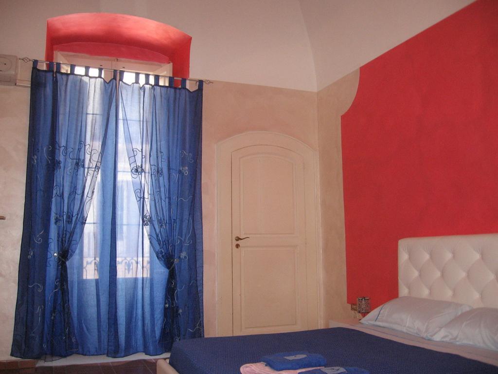 Golden Dreams Bed & Breakfast Bari Room photo