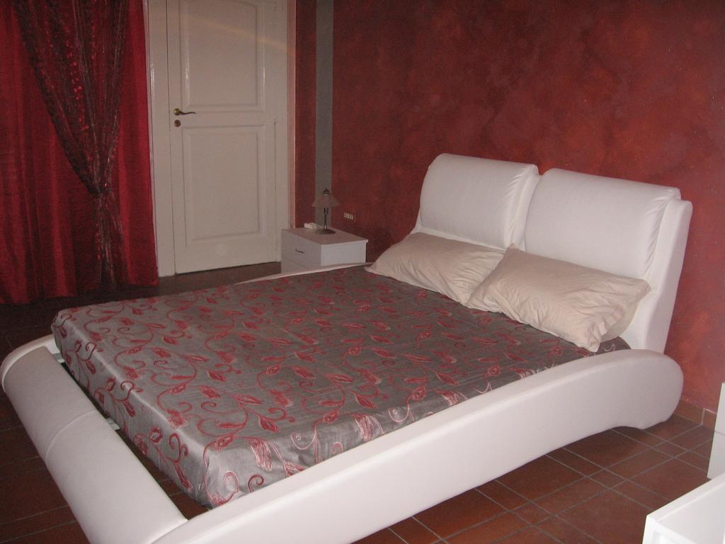 Golden Dreams Bed & Breakfast Bari Room photo
